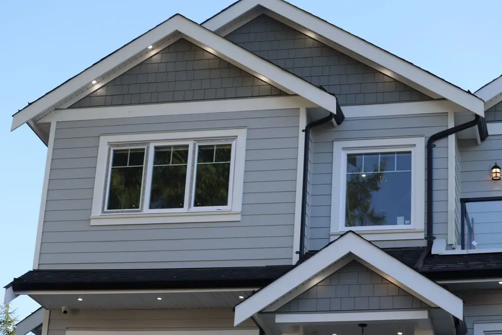 House siding installation and replacement